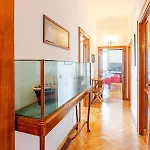 Giovannino's House * Meta